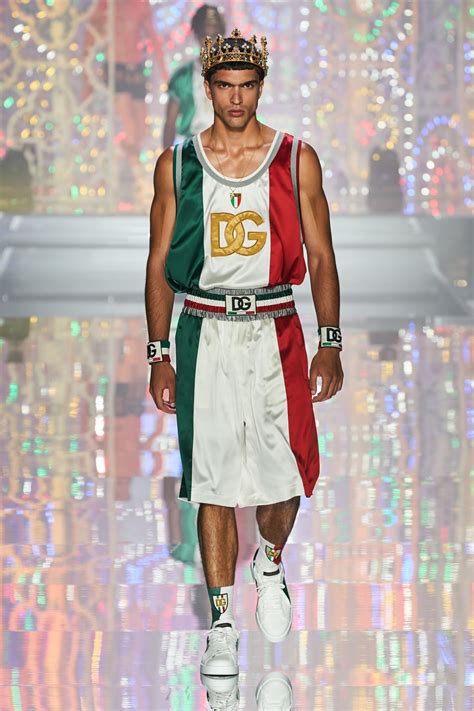 dolce and gabbana advert man 2022